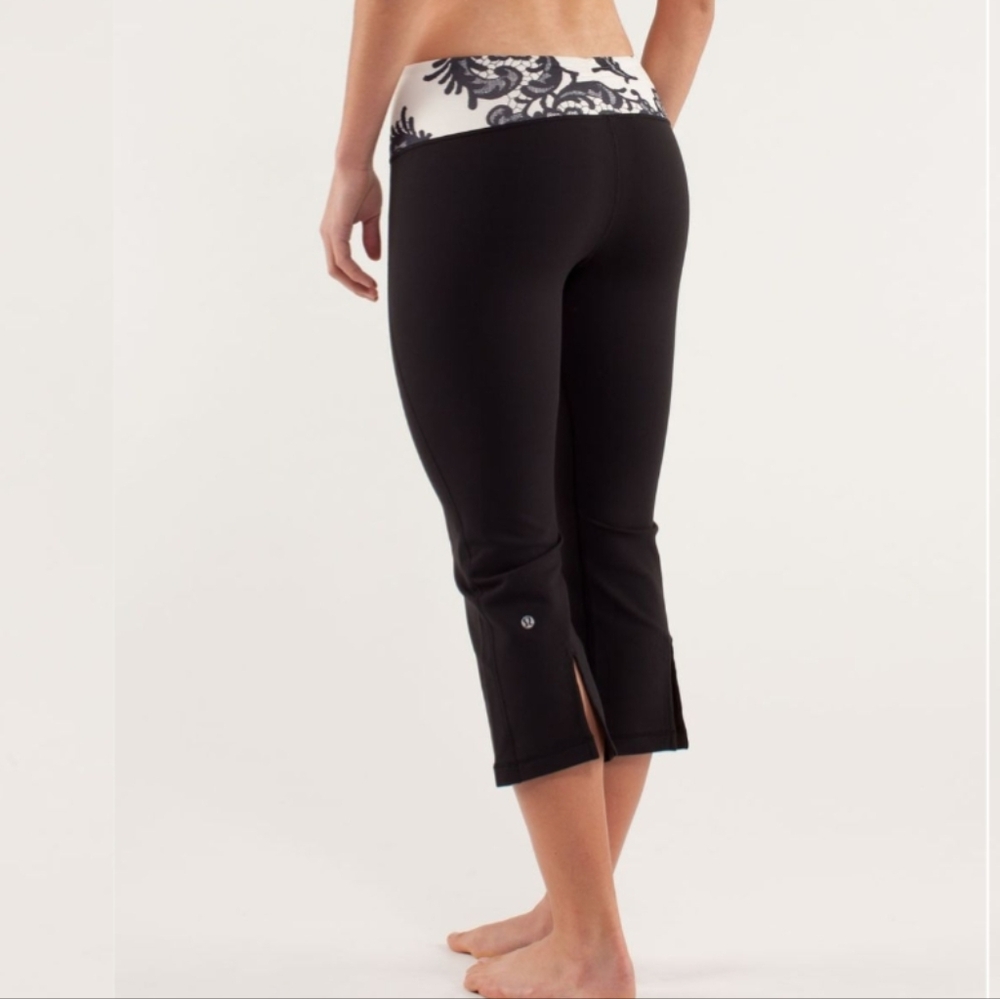 Lululemon Gather & Crow Crops